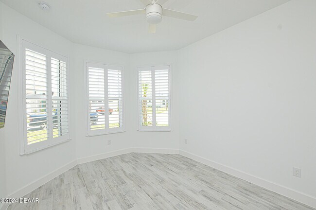 Building Photo - 853 Bama Breeze Dr