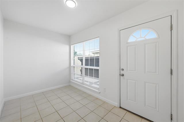 Building Photo - 4645 Carr St