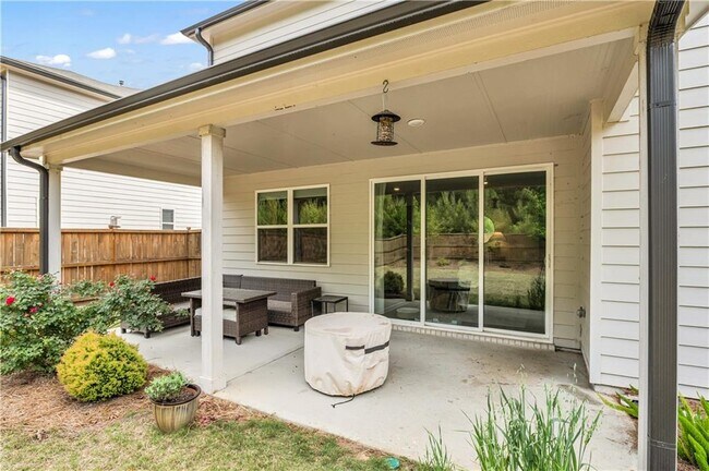 Building Photo - 3588 Creek Hollow