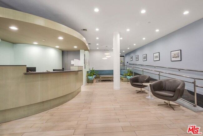 Building Photo - 2920 Neilson Wy