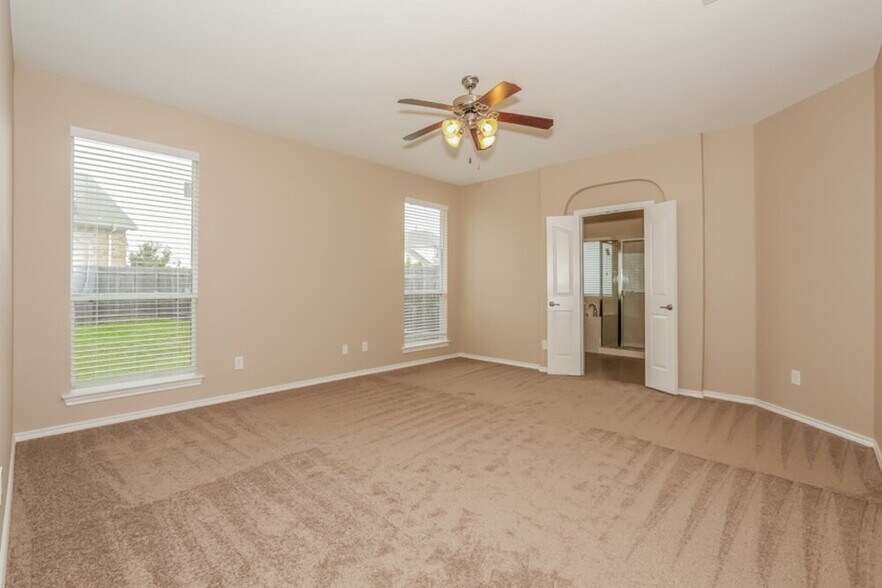 Building Photo - 6137 Kristen Dr