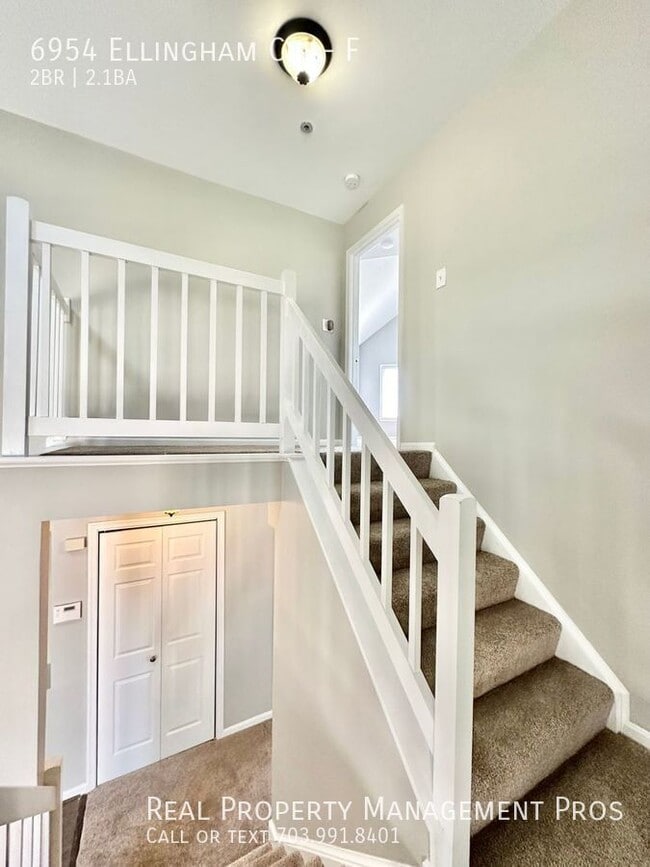 Building Photo - 6954 Ellingham Cir
