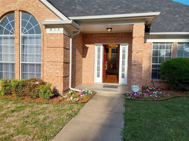 Building Photo - 813 Schrade Trail