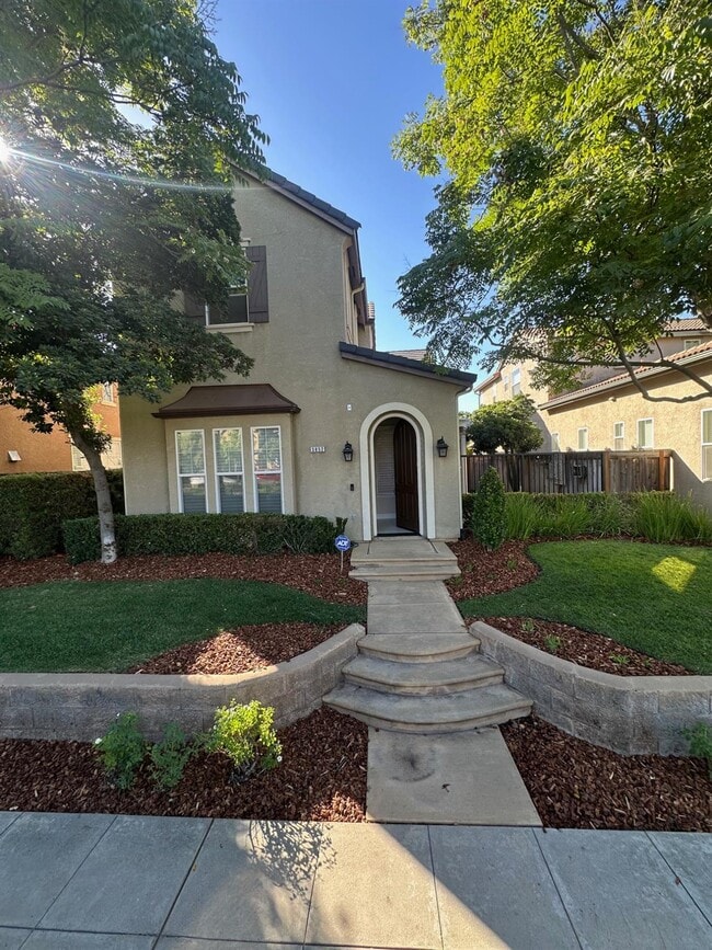 Building Photo - 3852 Harlan Ranch Blvd