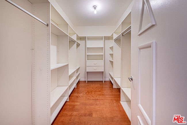 Building Photo - 326 Westminster Ave