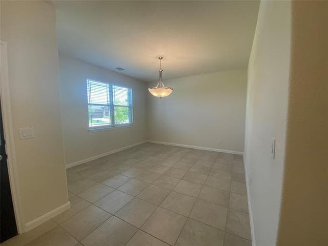 Building Photo - 1212 Rosebush Rd