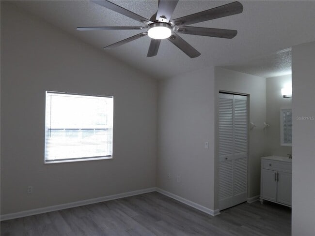 Building Photo - 75 Wellwood Ln