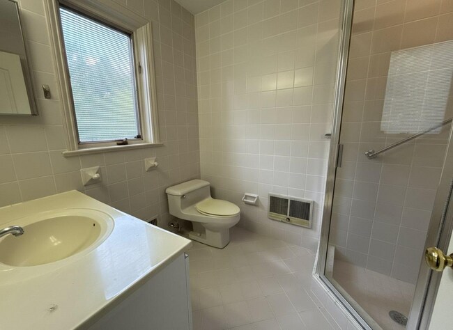 Building Photo - 1225 Rock Creek Rd