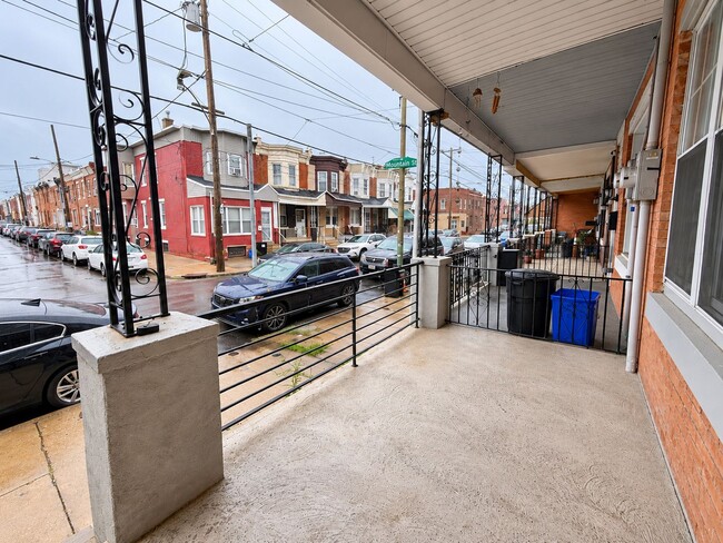 Building Photo - 1637 S 23rd St