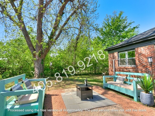 Building Photo - 2212 N Kelham Ave
