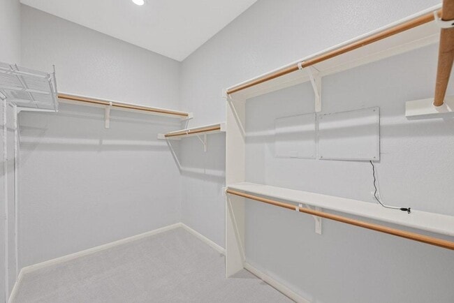 Building Photo - 5609 York Bridge Cir