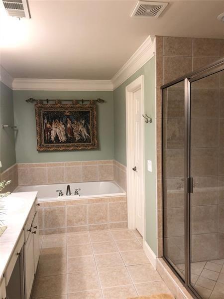 Building Photo - 2472 Oak Grove Vista