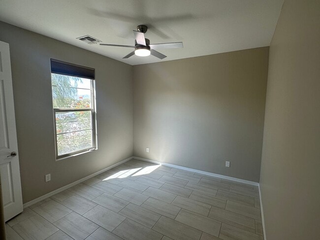 Building Photo - Corner Lot, RV Gate and Garage, Single Lev...