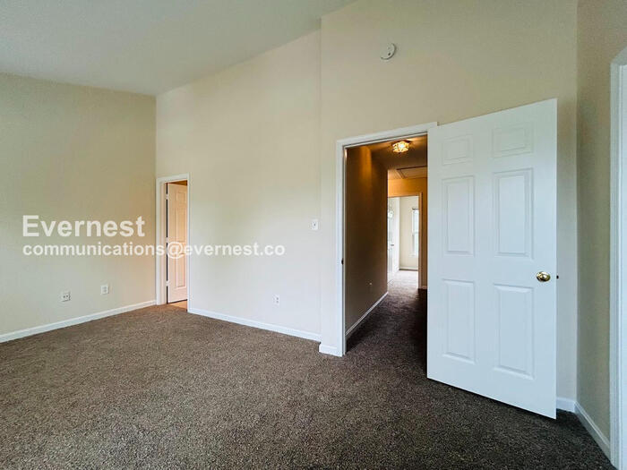 Building Photo - 20865 Sandstone Square