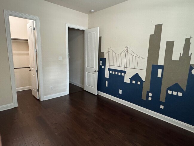 Building Photo - Walsh Trails Beautiful Home