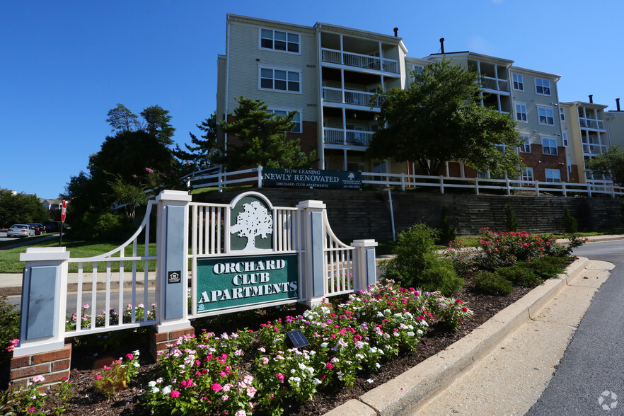 Primary Photo - Orchard Club Apartments