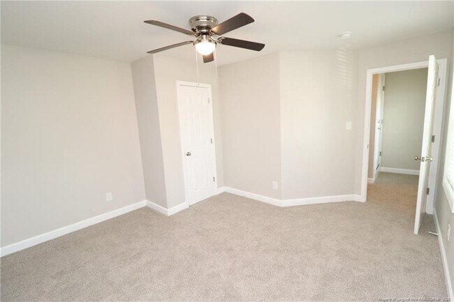 Building Photo - 104 Rainmist Cir