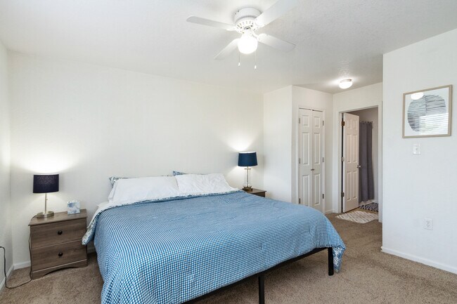 Building Photo - 1401 Sundance Dr