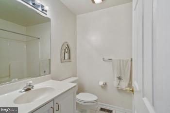 Building Photo - 312 Blenny Ln