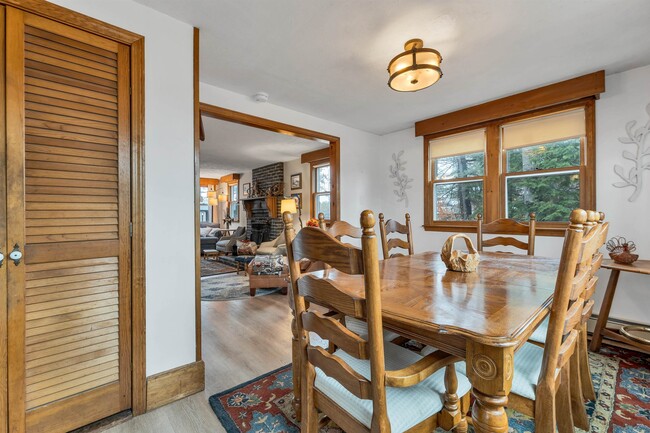 Building Photo - 6 Abbott Ln