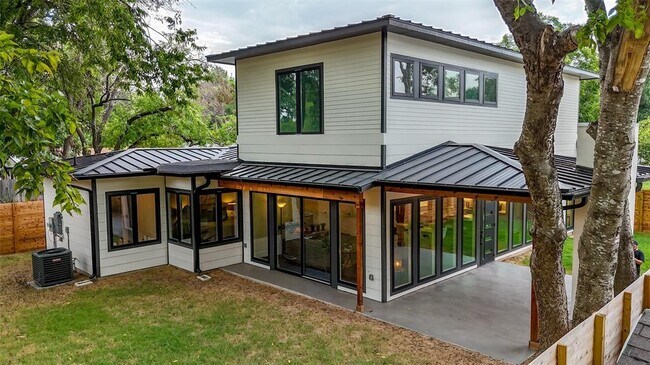 Building Photo - 6304 Middleham Pl