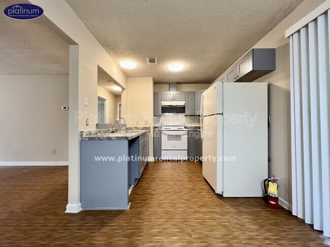 Building Photo - 1274 Britain Dr NW