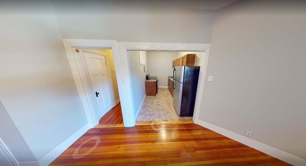 Building Photo - 9 Stearns Rd