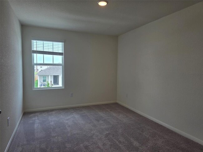 Building Photo - 145 Blazilmar Ln