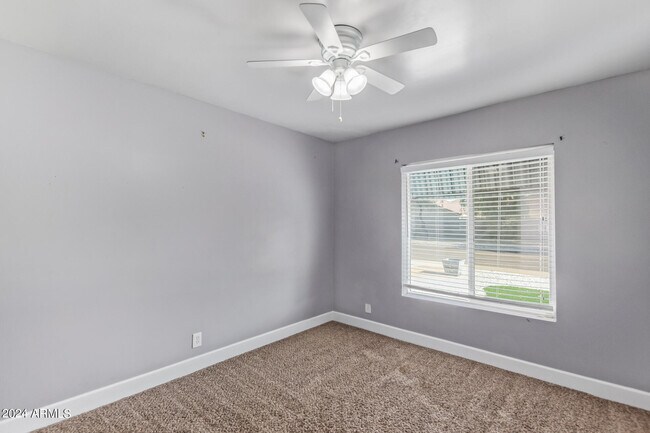 Building Photo - 8902 E Cholla St
