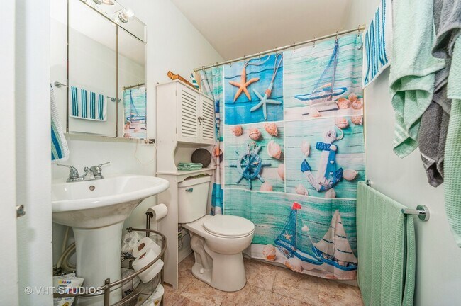 Building Photo - 1550 Sandpebble Dr