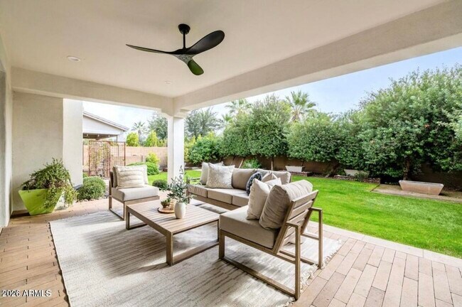 Building Photo - 2931 Madison Vistas Dr