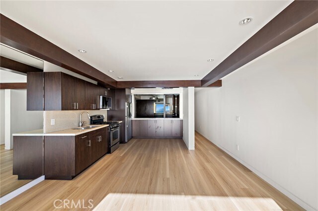 Building Photo - 609 Sleepy Hollow Ln