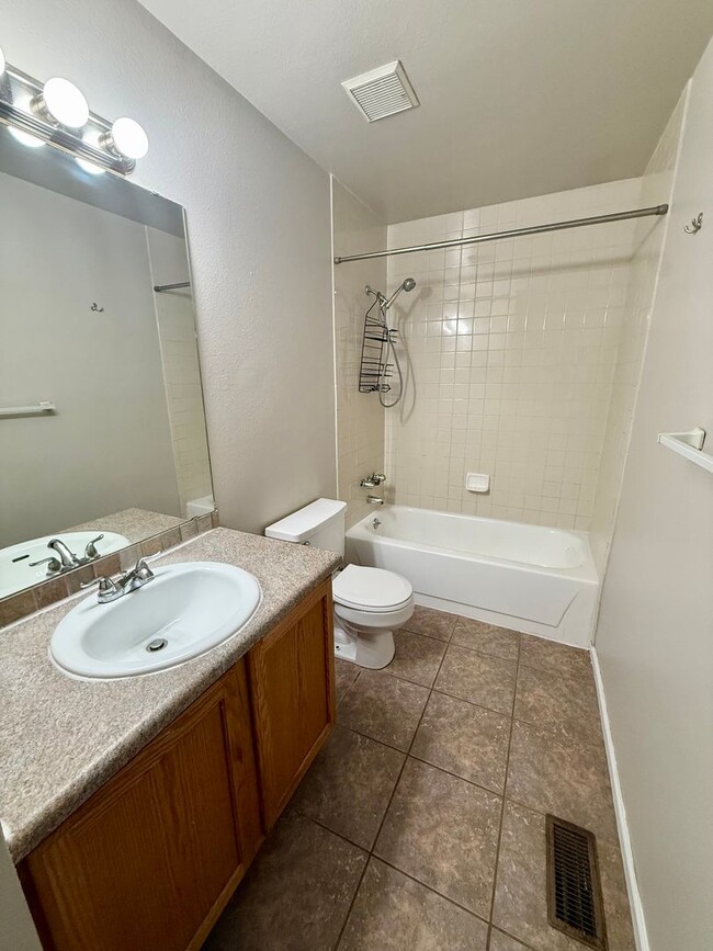 Building Photo - 3-Bedroom Home Near Horsetooth Reservoir with 2-Car Garage