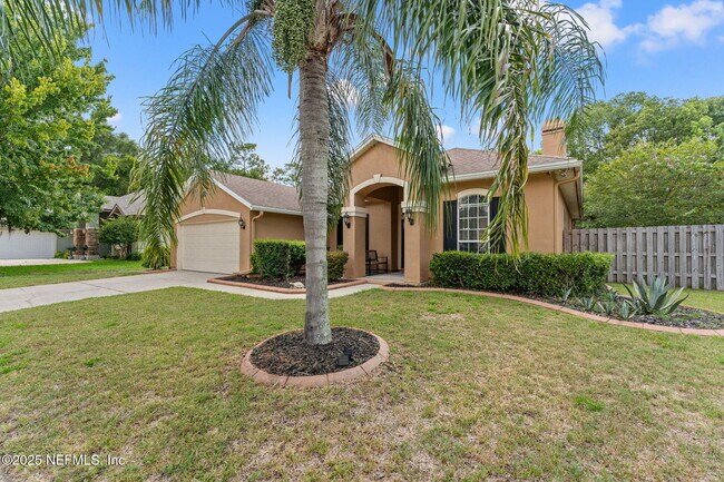 Building Photo - 14612 Zachary Dr