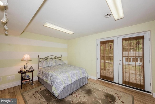 Building Photo - 6135 Waterloo Rd