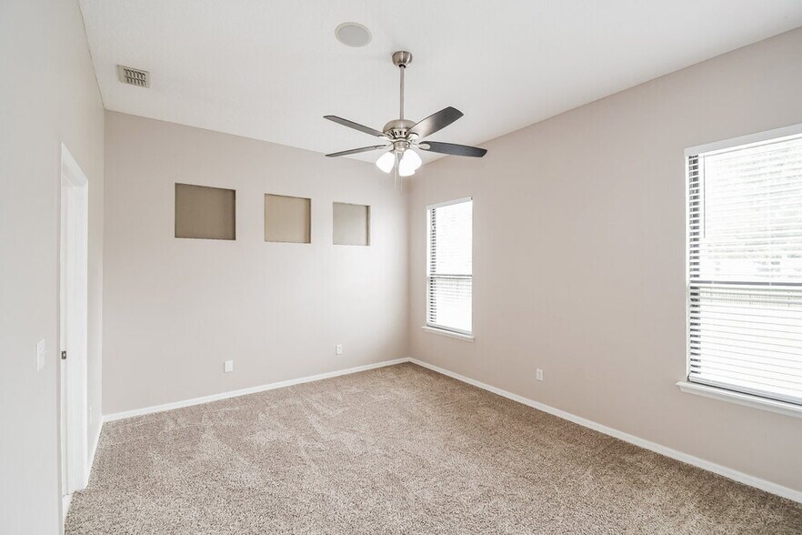 Building Photo - 3285 Highland Mill Ln