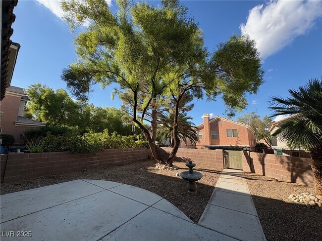 Building Photo - 9904 Via Delores Ave