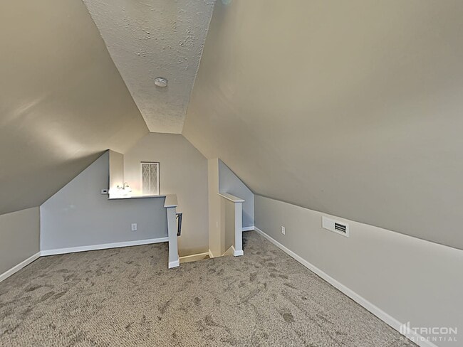 Building Photo - 1412 Angel Ct