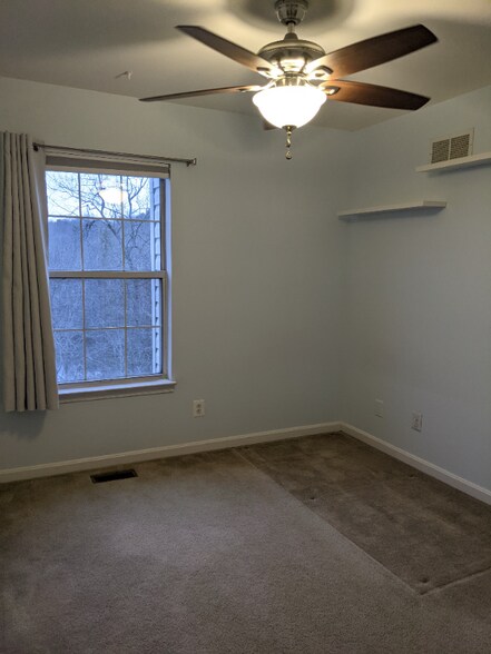 Building Photo - 11817 Limoux Pl