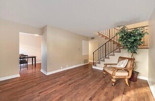 Building Photo - 1784 Orinda Ct