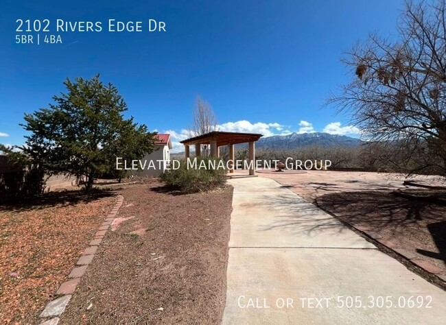 Building Photo - Spacious 5 Bedroom, Views, Refrigerated Ai...