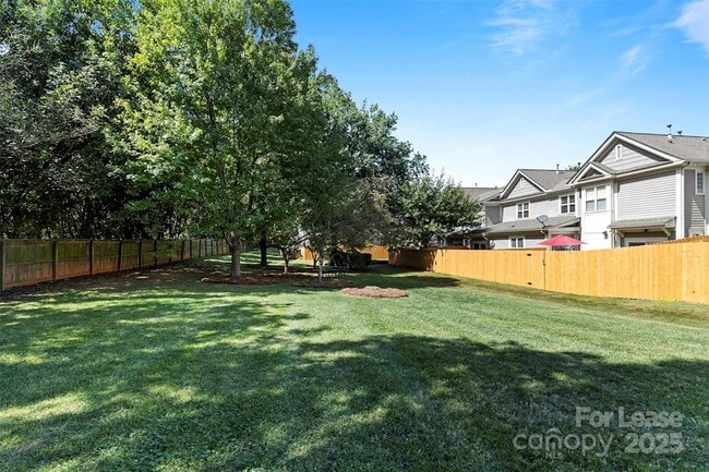 Building Photo - 8122 Village Harbor Dr