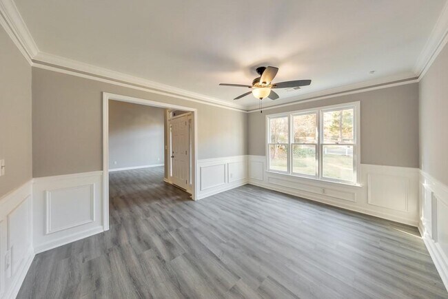 Building Photo - 4804 Thicket Path NW