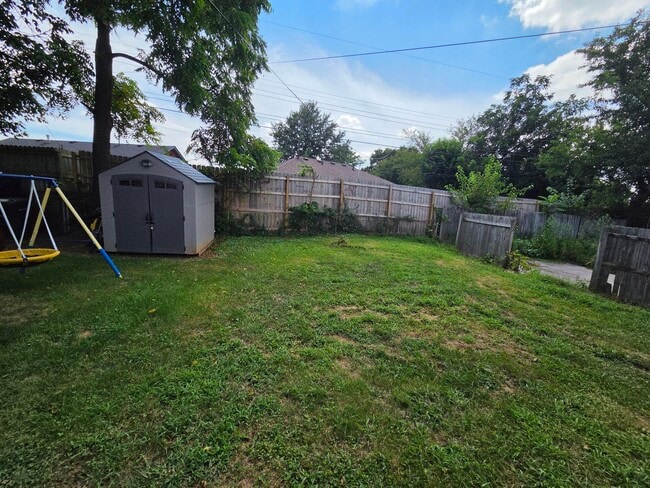 Building Photo - 516 Anniston Dr