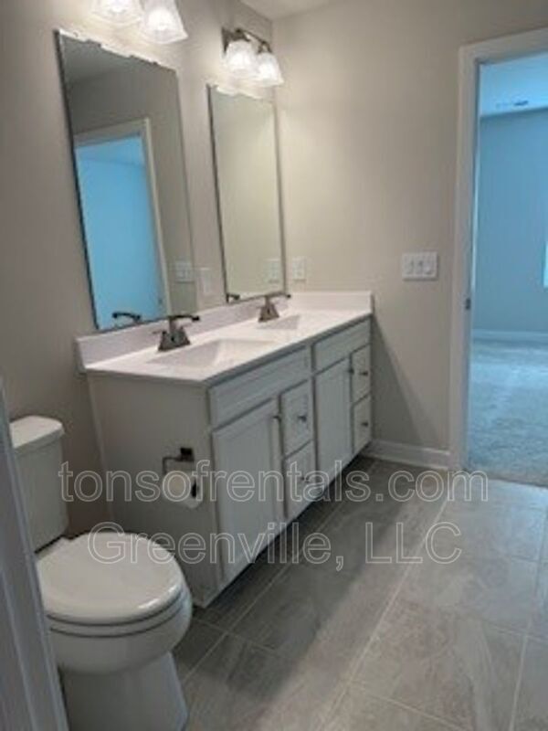 Building Photo - 4527 Duparc Way