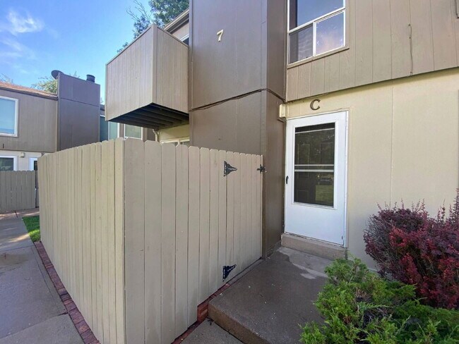 Building Photo - 7373 W Florida Ave