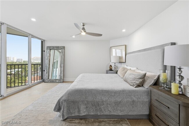 Building Photo - 4651 Gulf Shore Blvd N