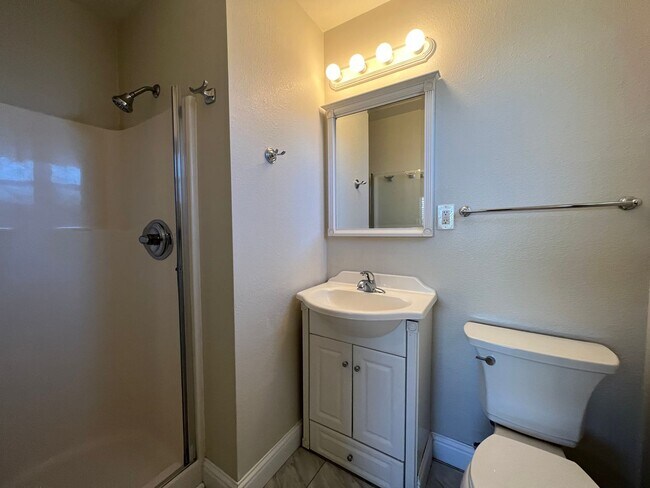 Building Photo - Single Story 3 bedroom In Cute Treelined Vallejo Neighborhood