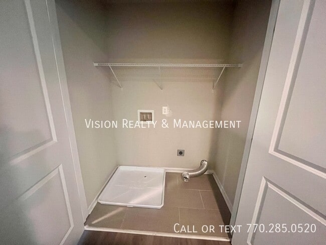 Building Photo - 8319 Triple Crown Dr