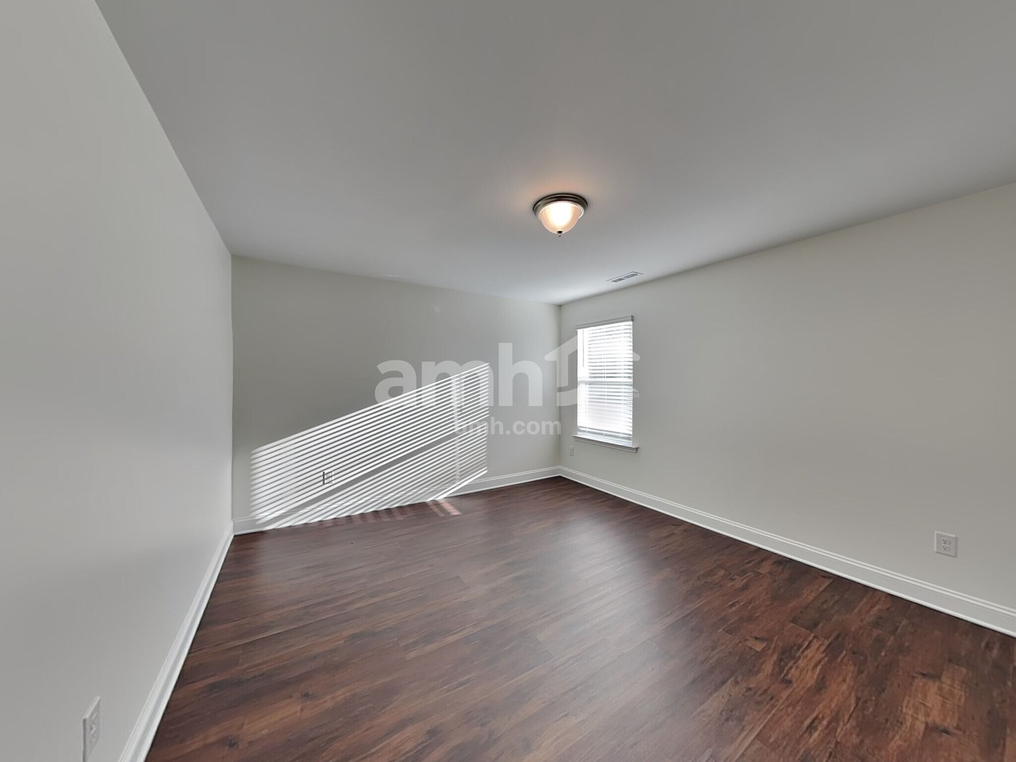 Building Photo - 7022 Garrett Ct